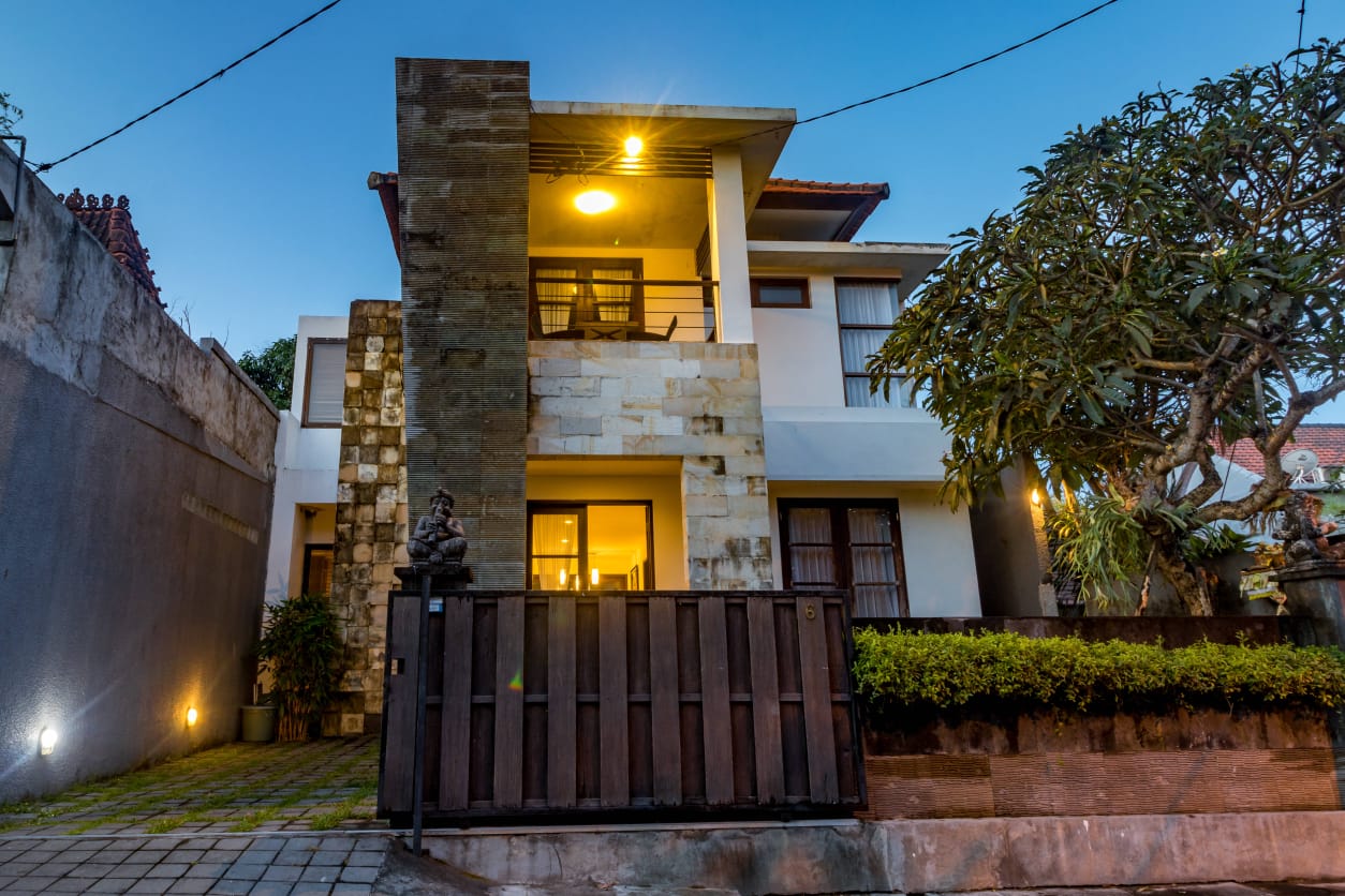 di JUAL Villa JEPUN BALI Lokasi strategis di Taman Griya Jimbaran, Kuta Selatan, Bali