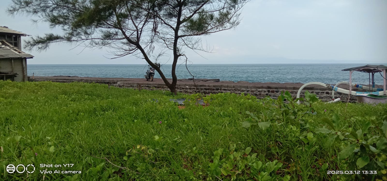 Beachfront Land For Sale In Bali – Direct Ocean View!